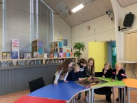 Bekijk details van Feestelijke start van de Bibliotheek op school bij de Beatrixschool in Ermelo